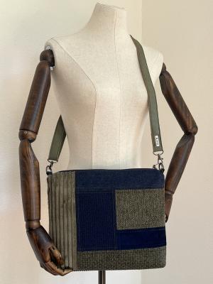 "Flickenwerk IV/6" - KHAKI-DUNKELBLAU